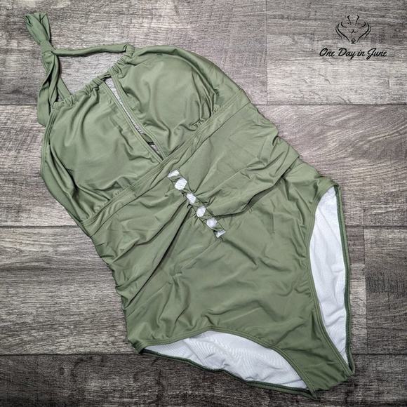 Charmo V Neck One Piece Swimsuit Size 2XL - Picture 1 of 4